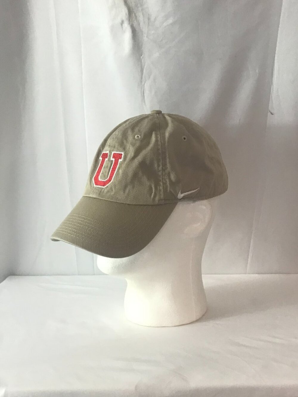 Nike University Of Utah Curved Bill Adjustable Back Athletic Sport Cut Hat/Cap